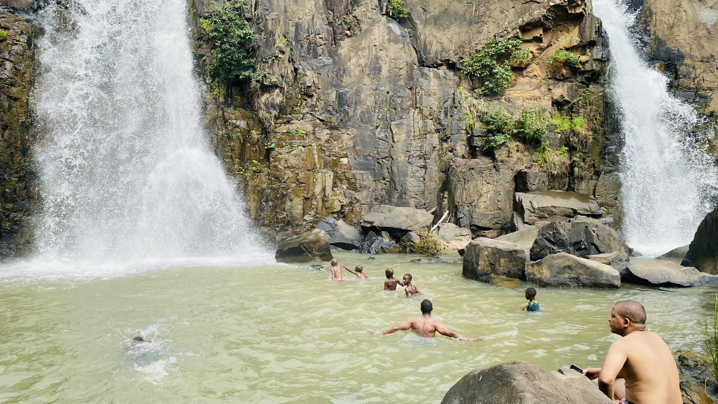 cascade kedougou tourisme