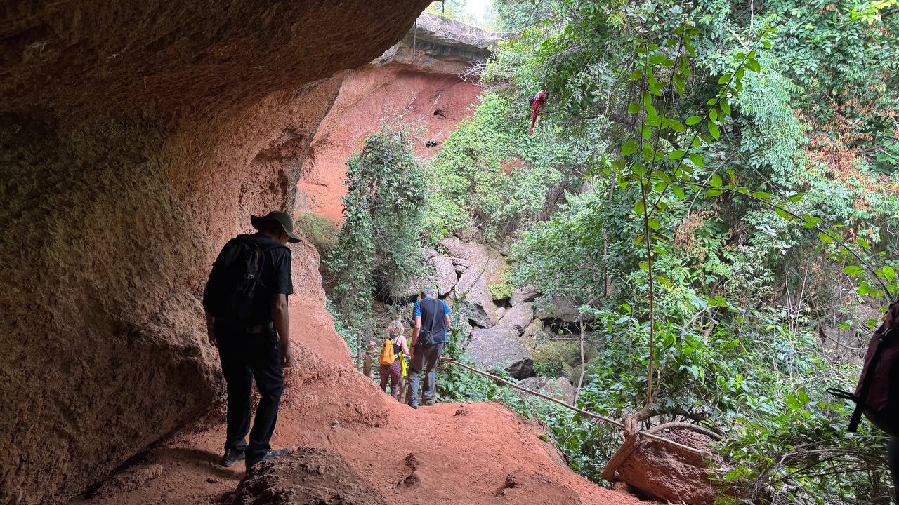 Les grottes de Dande - dindefelo